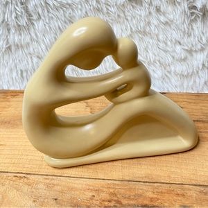 Signature Homestyles Mother And Child Figurine Statue